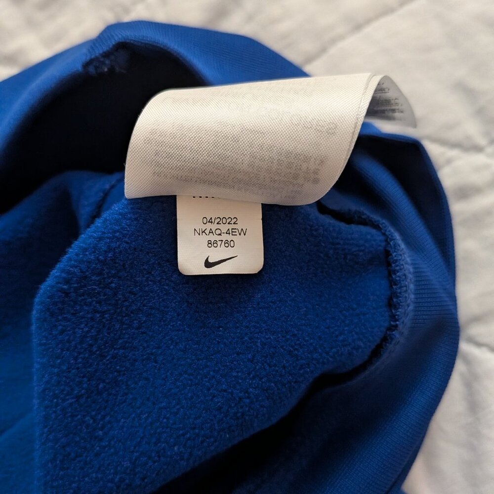 🏈 Nike Men M Buffalo Bills AFC East Champions "Conquered East" Navy Hoodie EUC - Picture 9 of 9